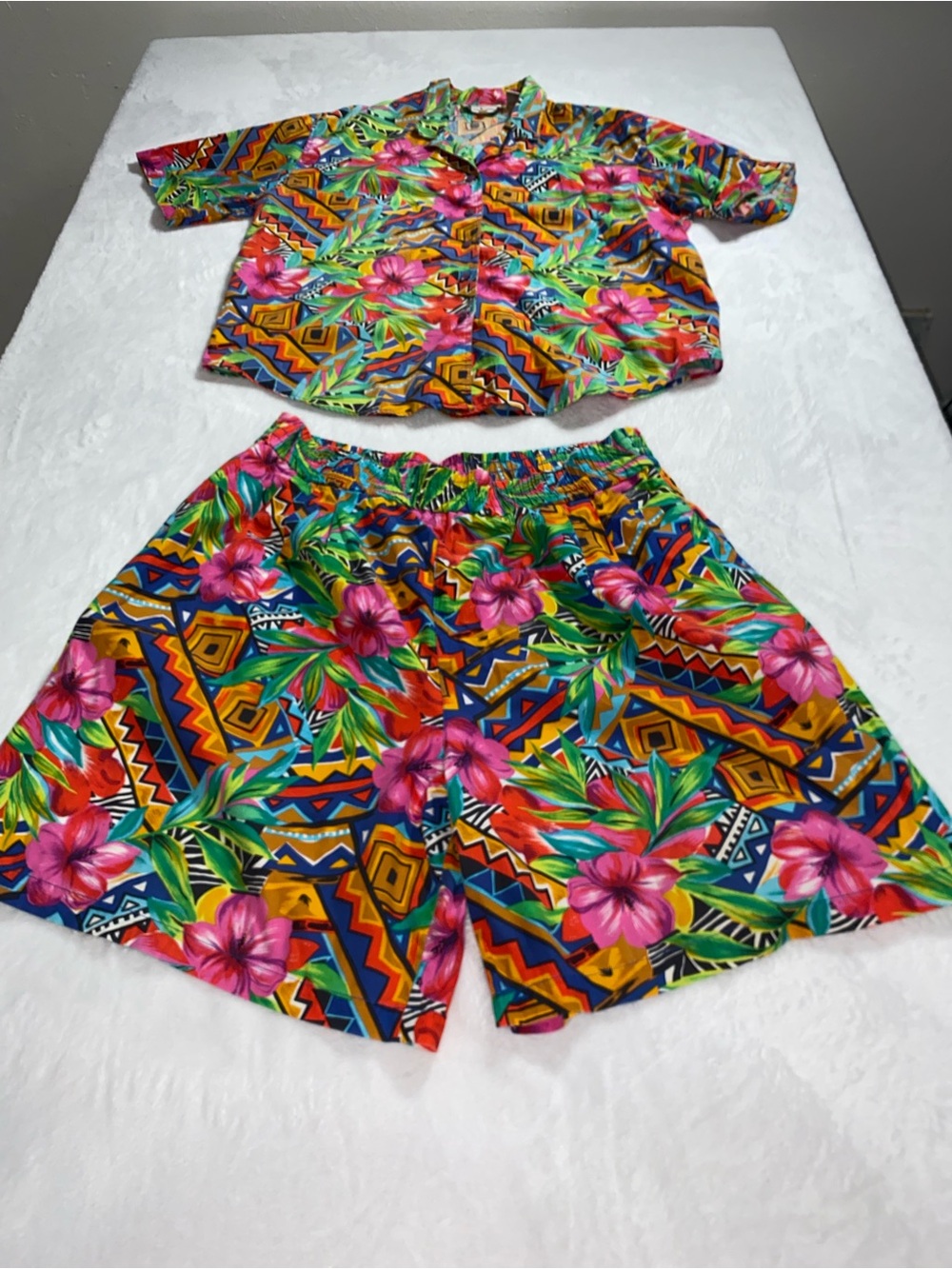 Vintage Bechamel 2 Piece Shirt and Shorts Set Size Large